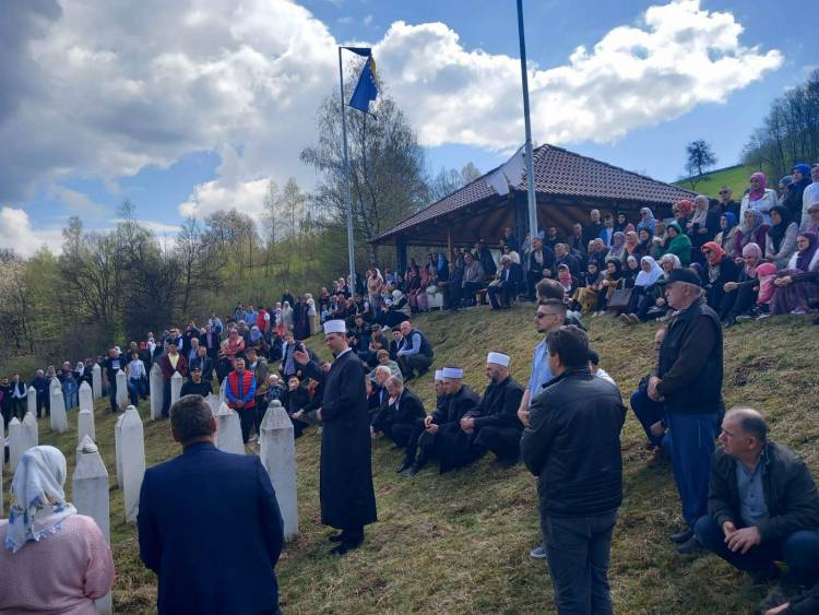 Drugi dan Ramazanskog bajrama, obilježen Dan šehida